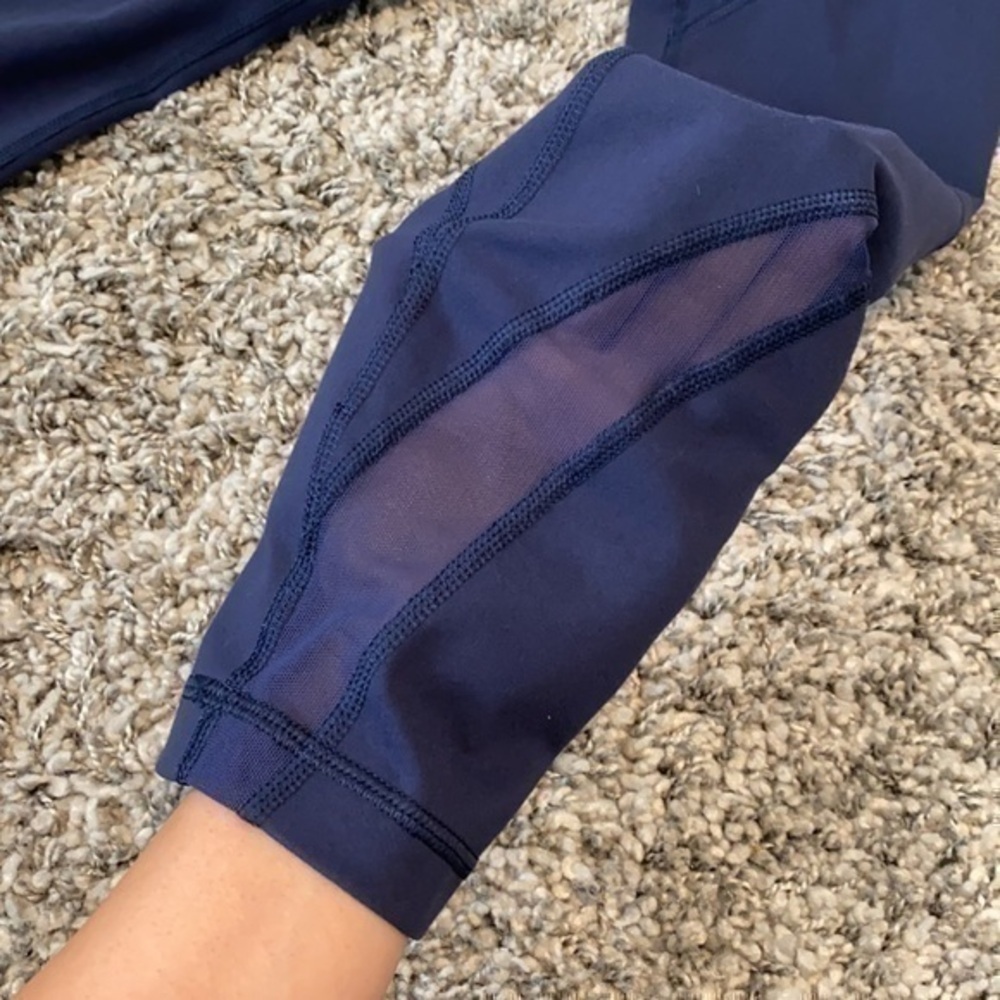 Lululemon High Times Pants Wrap Mesh Deep Navy 4 - Picture 9 of 10